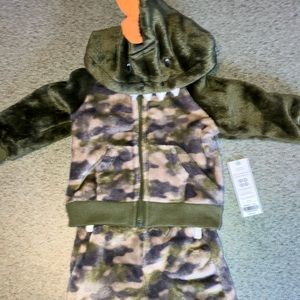 Robeeze baby boys 0-3 months outfit